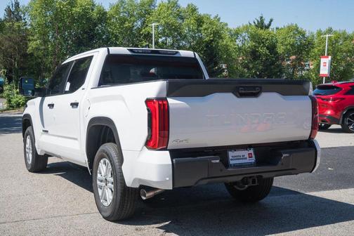 Ice 2026 Toyota Tundra SR5
