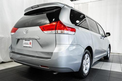 2012 Toyota Sienna LE