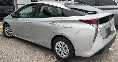 2016 Toyota Prius Two