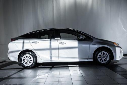 2016 Toyota Prius Two