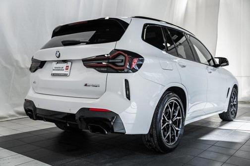 2024 BMW X3 M40i