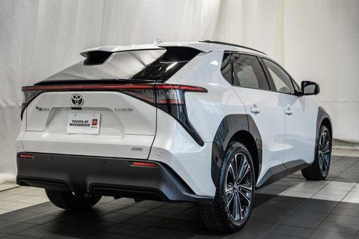 2023 Toyota bZ4X Limited