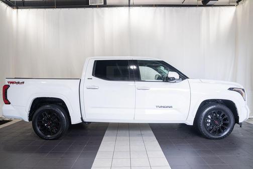 Ice Cap 2023 Toyota Tundra SR5