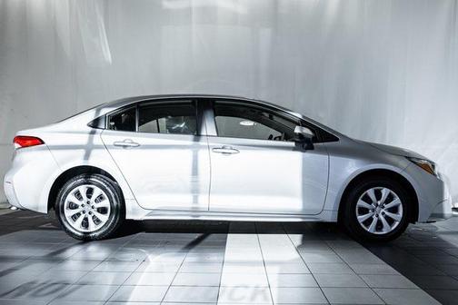 2025 Toyota Corolla Hybrid LE