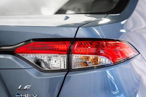 2025 Toyota Corolla Hybrid LE