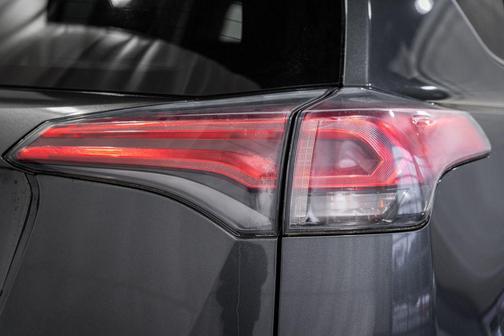 2016 Toyota RAV4 Hybrid Limited