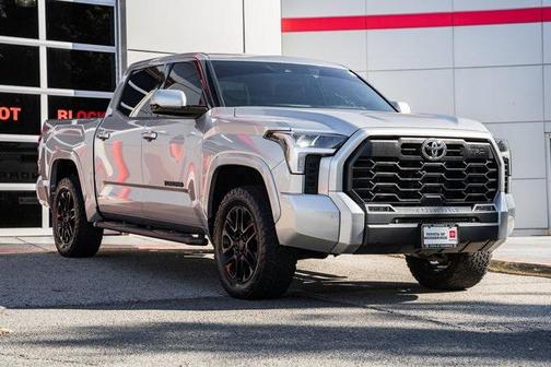 2022 Toyota Tundra SR5
