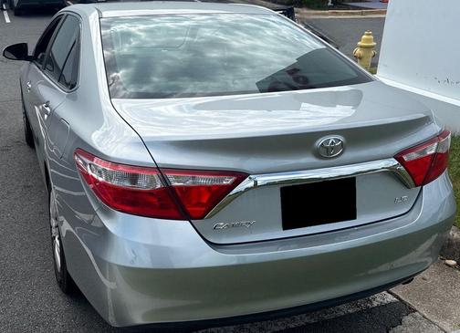 Celestial Silver Metallic 2017 Toyota Camry LE