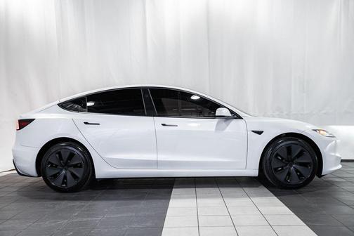 2024 Tesla Model 3 Long Range