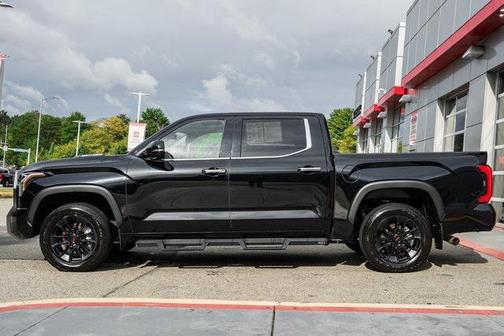 2023 Toyota Tundra Hybrid Limited