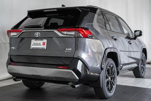 2025 Toyota RAV4 Hybrid SE