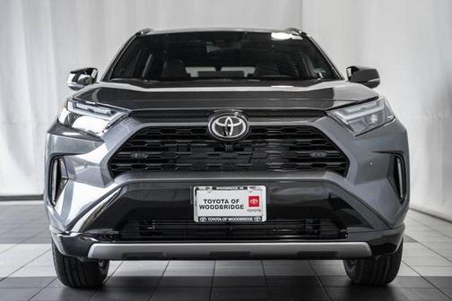 2025 Toyota RAV4 Hybrid SE