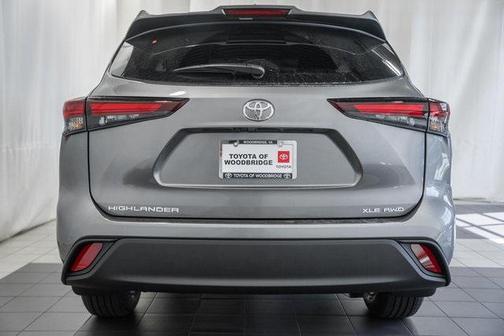 2025 Toyota Highlander XLE