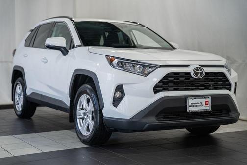Super White 2021 Toyota RAV4 XLE