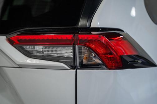 Super White 2021 Toyota RAV4 XLE