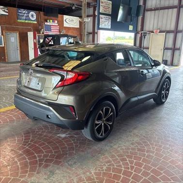 2021 Toyota C-HR LE