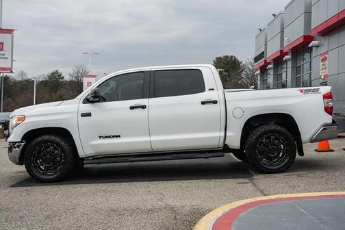 2016 Toyota Tundra SR5