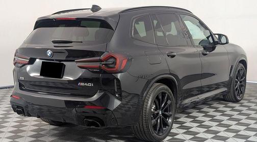 Black 2024 BMW X3 M40i