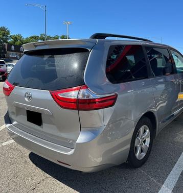 Silver Sky Metallic 2017 Toyota Sienna LE