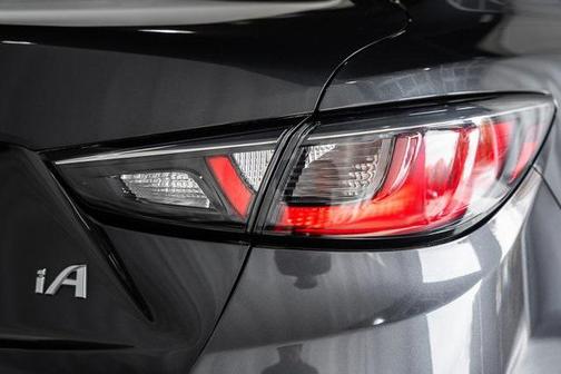 2018 Toyota Yaris iA Base