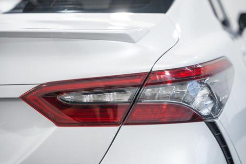 Wind Chill Pearl 2023 Toyota Camry XSE