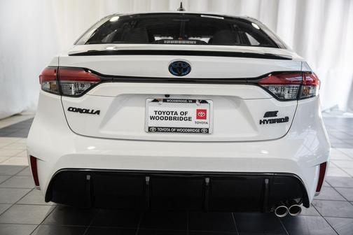 Ice Cap 2024 Toyota Corolla Hybrid L