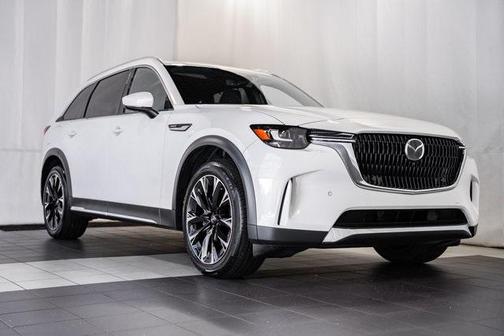 2024 Mazda CX-90 PHEV Premium Plus