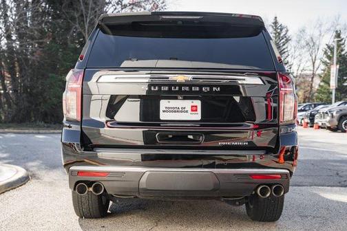 2023 Chevrolet Suburban Premier