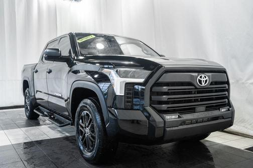 Midnight Black Metallic 2024 Toyota Tundra SR5