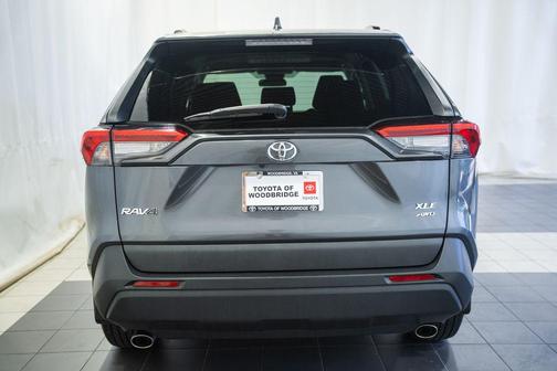 Magnetic Gray Metallic 2022 Toyota RAV4 XLE