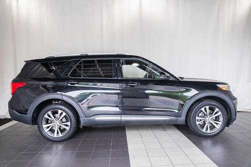 Agate Black Metallic 2020 Ford Explorer Platinum