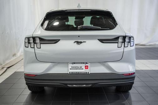 Space White Metallic 2022 Ford Mustang Mach-E Select