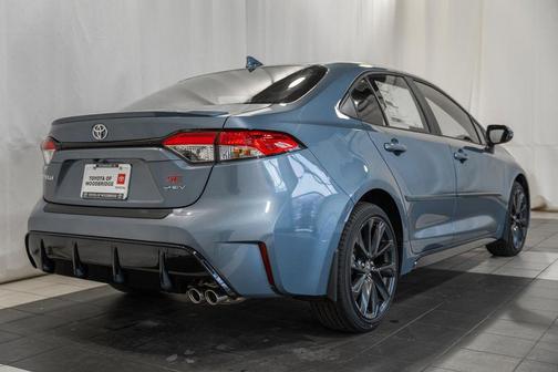 2026 Toyota Corolla Hybrid SE