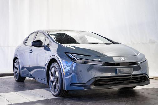 2023 Toyota Prius LE