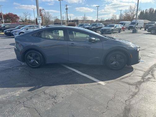 2023 Toyota Prius LE