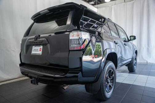 Midnight Black Metallic 2024 Toyota 4Runner SR5 Premium