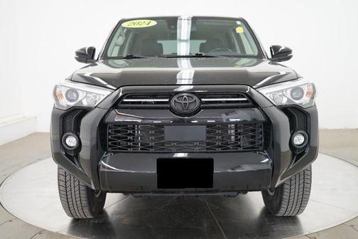 Midnight Black Metallic 2024 Toyota 4Runner SR5 Premium