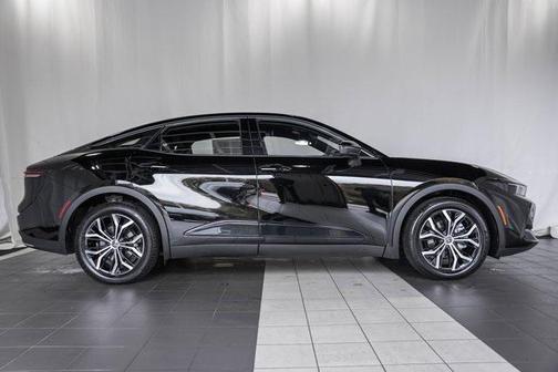 2025 Toyota Crown XLE