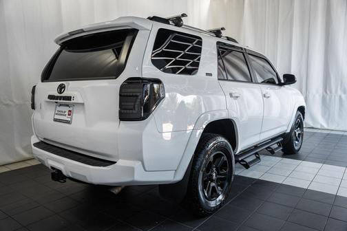 Ice Cap 2023 Toyota 4Runner SR5 Premium