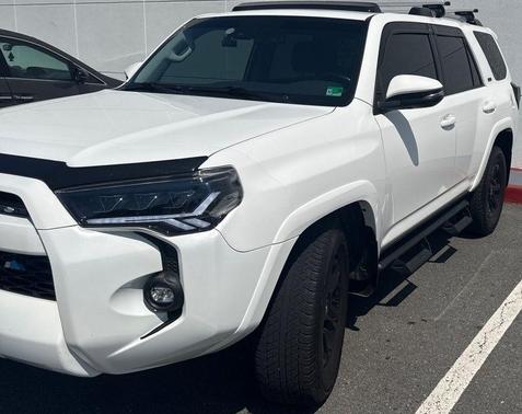 Ice Cap 2023 Toyota 4Runner SR5 Premium