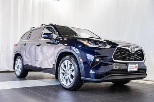 2022 Toyota Highlander Limited