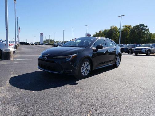 2025 Toyota Corolla Hybrid XLE