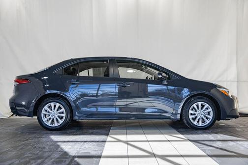 2025 Toyota Corolla Hybrid XLE