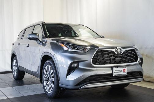 Heavy Metal 2026 Toyota Highlander Hybrid Platinum