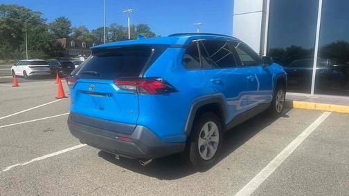 2019 Toyota RAV4 LE