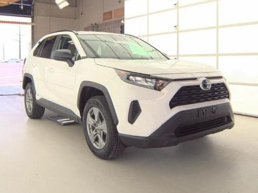 2022 Toyota RAV4 Hybrid LE