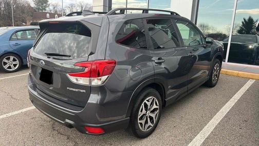 2022 Subaru Forester Premium
