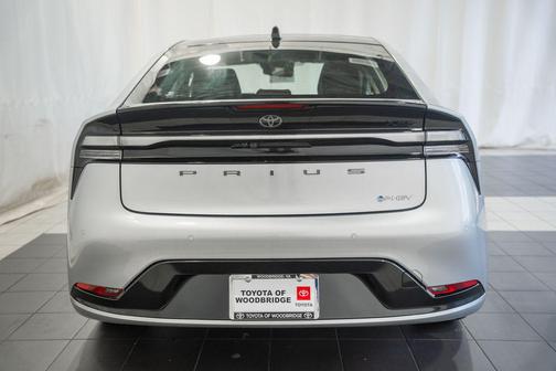 Cutting Edge 2026 Toyota Prius Plug-In Hybrid XSE Premium