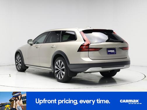 2023 Volvo V90 Cross Country B6 Plus