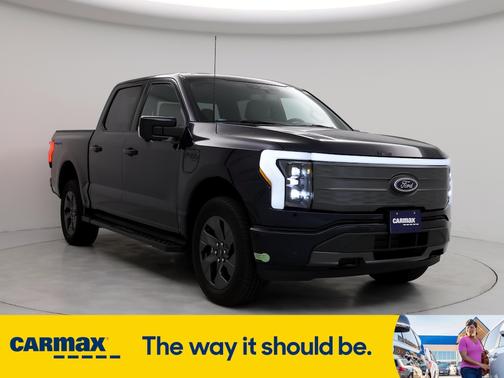 2022 Ford F-150 Lightning Lariat